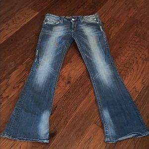 Women’s Rock Revival Jeans